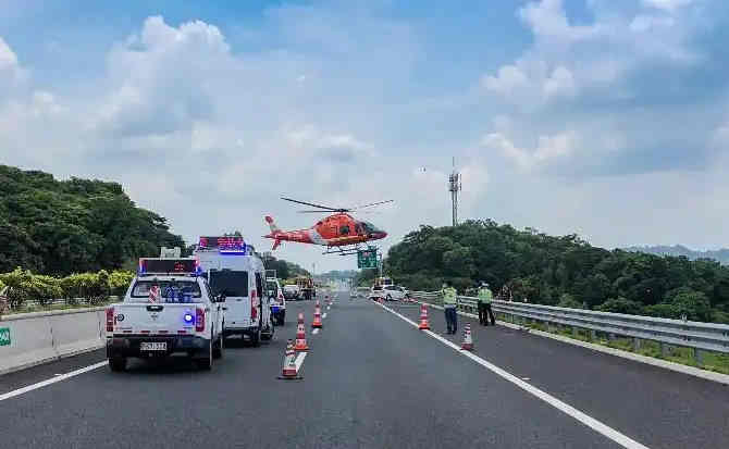 宁蒗高速公路汽车救援案例